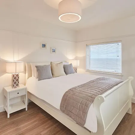 Holiday home Host & - Solimar House Whitby