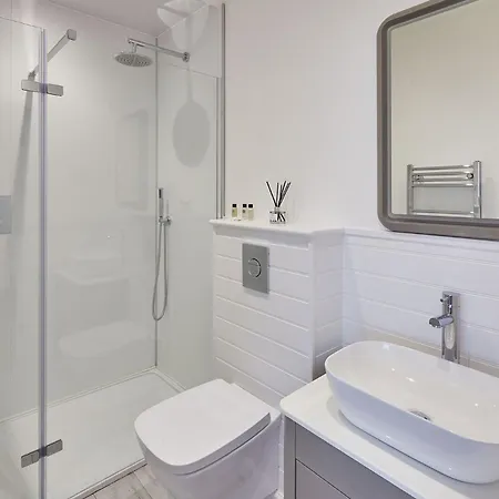 Host & - Solimar House *